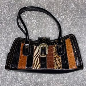 Multi print party purse